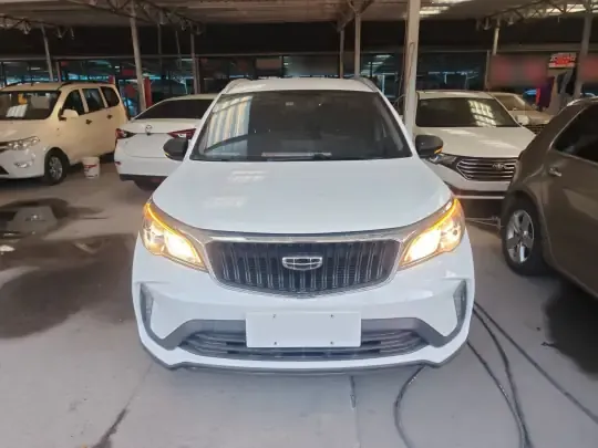 Geely Auto Vision X3 2021 (11000 км)