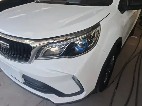 Geely Auto Vision X3 2021 (11000 км)