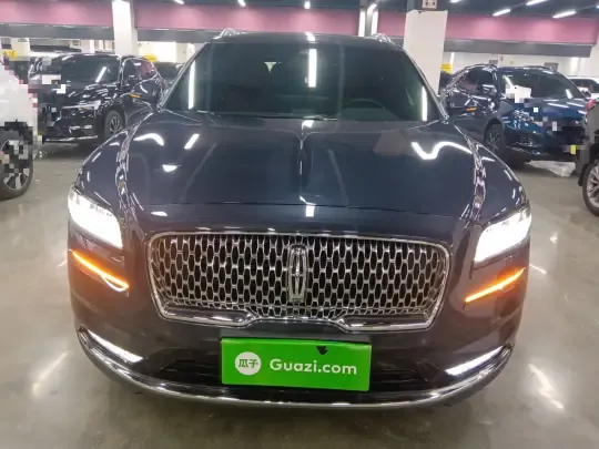 Lincoln Nautilus 2021 (39100 км)