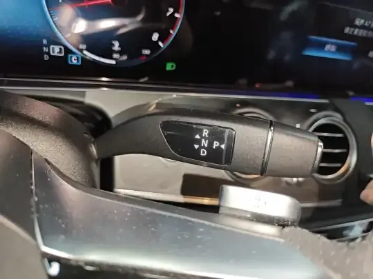 Mercedes-Benz E-Class 2021 (35400 км)