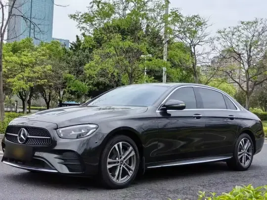 Mercedes-Benz E-Class 2021 (35400 км)