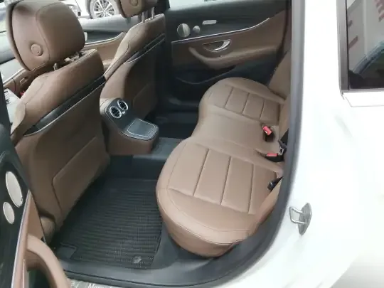 Mercedes-Benz E-Class 2021 (76000 км)