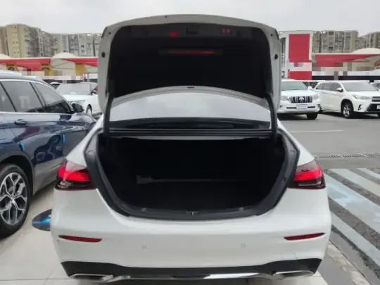 Mercedes-Benz E-Class 2021 (76000 км)