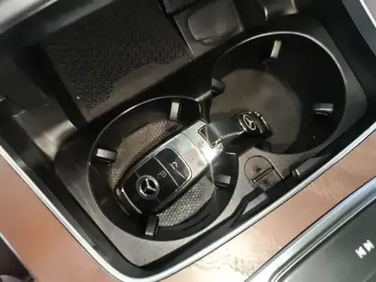 Mercedes-Benz E-Class 2021 (91100 км)