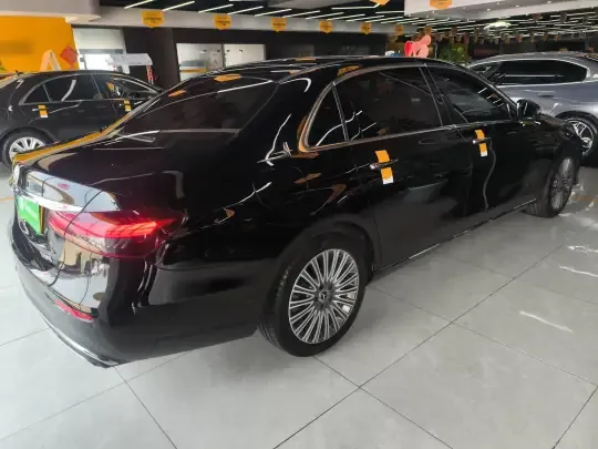 Mercedes-Benz E-Class 2021 (91100 км)
