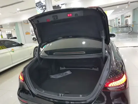 Mercedes-Benz E-Class 2021 (94000 км)