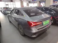 Roewe i5 2021 (17300 км)