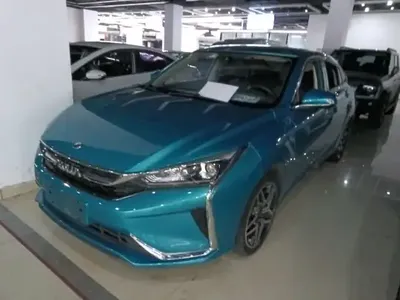 Dongfeng Aeolus Yixuan 2021 (33400 км)