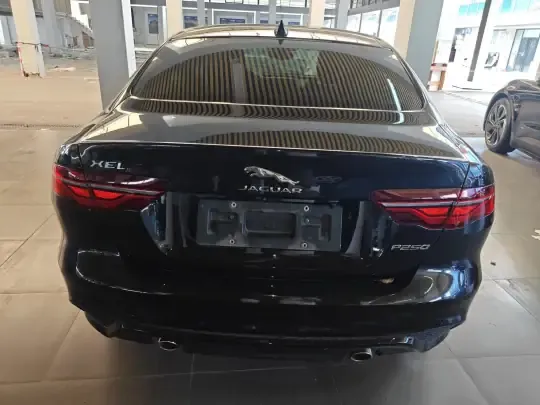 Jaguar XEL 2021 (68600 км)