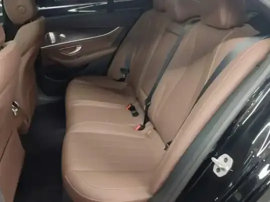 Mercedes-Benz E-Class 2021 (54200 км)