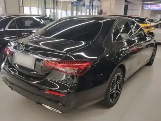Mercedes-Benz E-Class 2021 (54200 км)