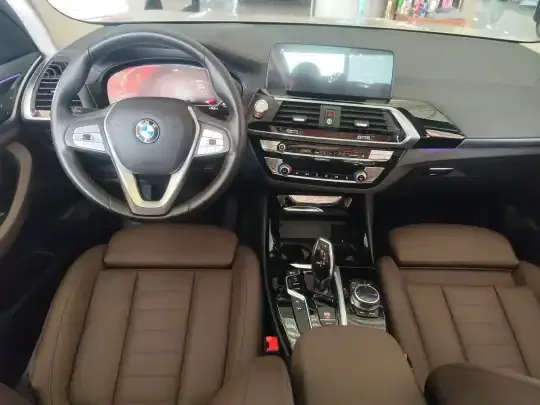 BMW X3 2021 (70300 км)