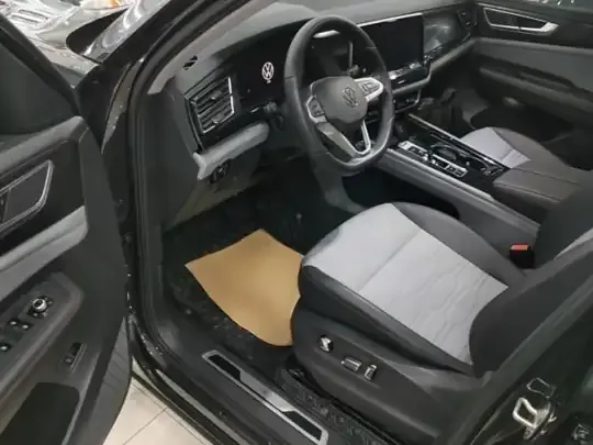 Volkswagen Teramont X 2021 (27300 км)