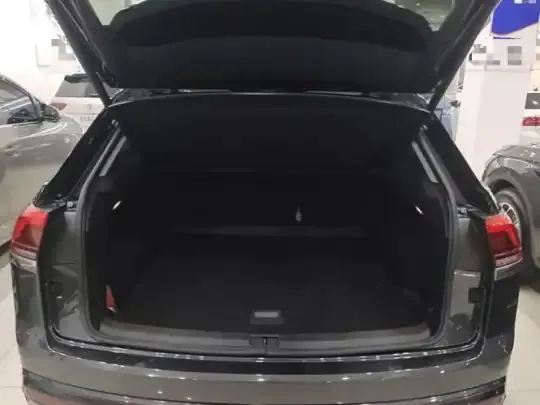 Volkswagen Teramont X 2021 (27300 км)