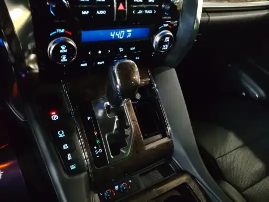 Toyota Vellfire 2021 (79600 км)