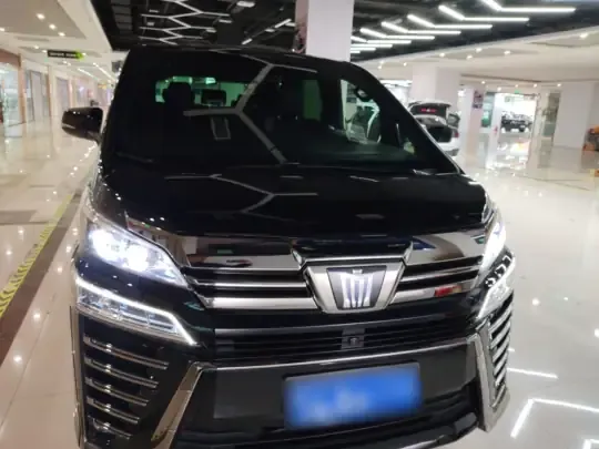 Toyota Vellfire 2021 (79600 км)