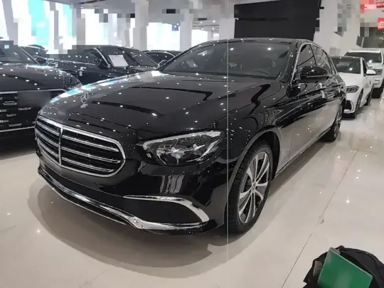 Mercedes-Benz E-Class New Energy 2021 (38900 км)