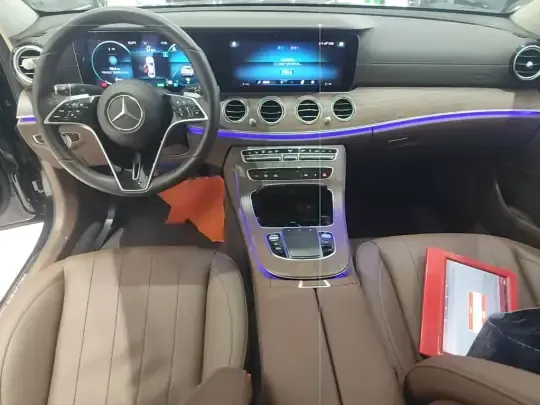 Mercedes-Benz E-Class New Energy 2021 (38900 км)