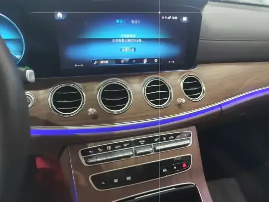 Mercedes-Benz E-Class New Energy 2021 (38900 км)