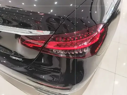 Mercedes-Benz E-Class New Energy 2021 (38900 км)