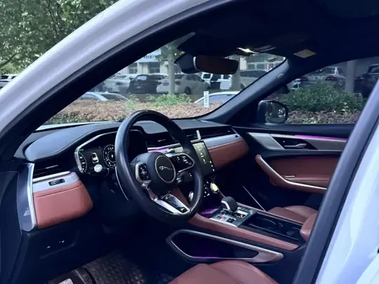 Jaguar F-PACE 2021 (87400 км)