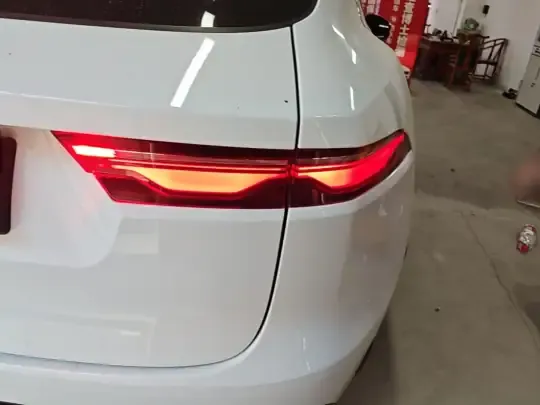 Jaguar F-PACE 2021 (87400 км)