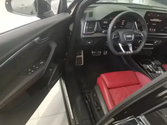 Audi SQ5 2021 (53700 км)