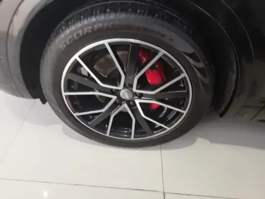 Audi SQ5 2021 (53700 км)