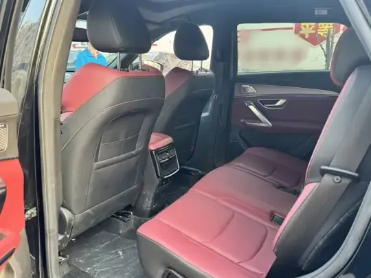 JETOUR X70 PLUS 2021 (26900 км)