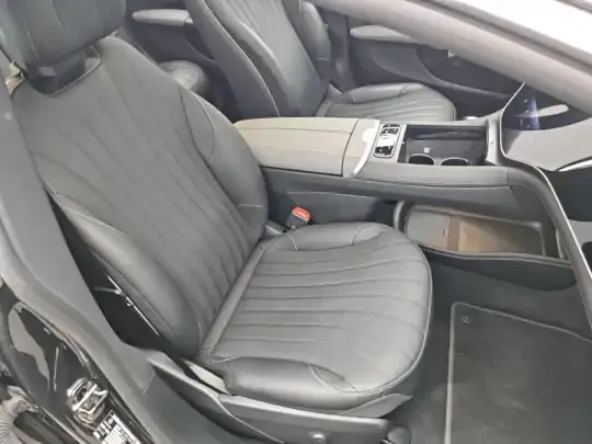 Mercedes-Benz EQS 2022 (18300 км)