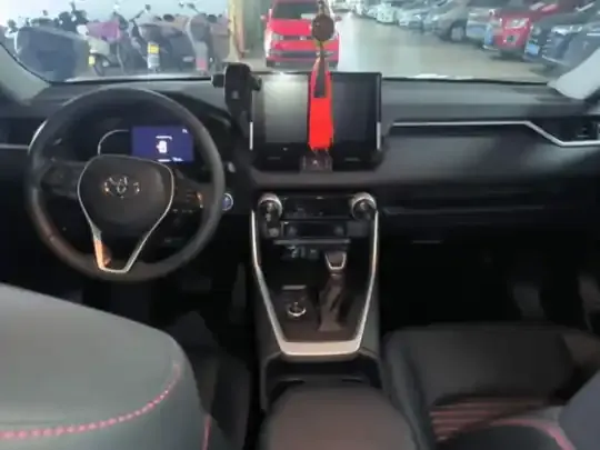 Toyota RAV4 Rongfang Plug-in Hybrid 2021 (47200 км)