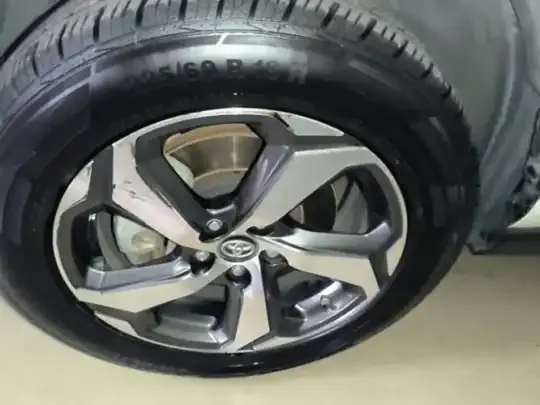 Toyota RAV4 Rongfang Plug-in Hybrid 2021 (47200 км)
