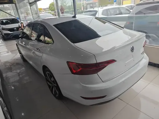 Volkswagen Sagitar 2021 (69600 км)