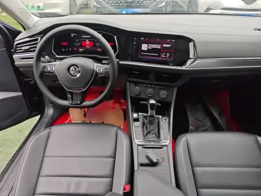 Volkswagen Sagitar 2021 (76900 км)