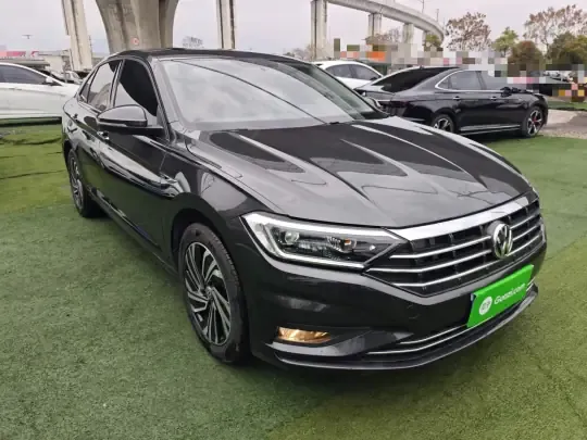 Volkswagen Sagitar 2021 (76900 км)