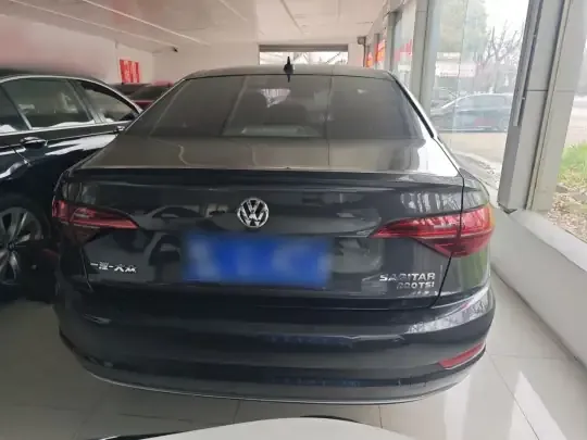 Volkswagen Sagitar 2021 (92100 км)