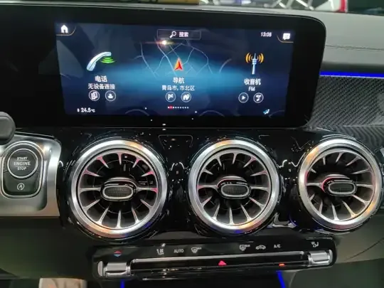 Mercedes-Benz GLB AMG 2021-Year Restyled AMG GLB 35 4MATIC  (38200 км)
