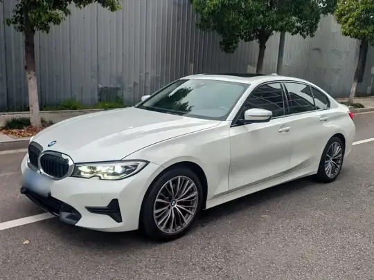 BMW 3 Series 2021 (111100 км)