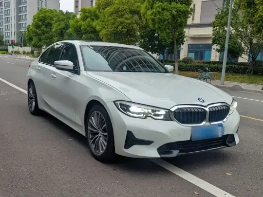 BMW 3 Series 2021 (111100 км)