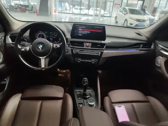 BMW X1 2021 (63099 км)