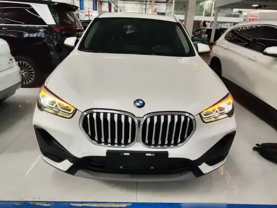 BMW X1 2021 (63099 км)
