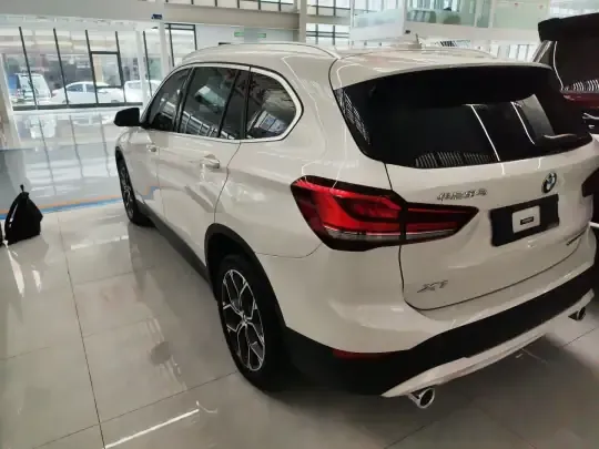BMW X1 2021 (63099 км)