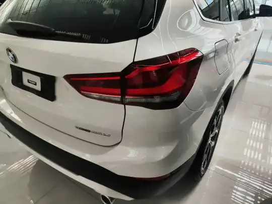 BMW X1 2021 (63099 км)