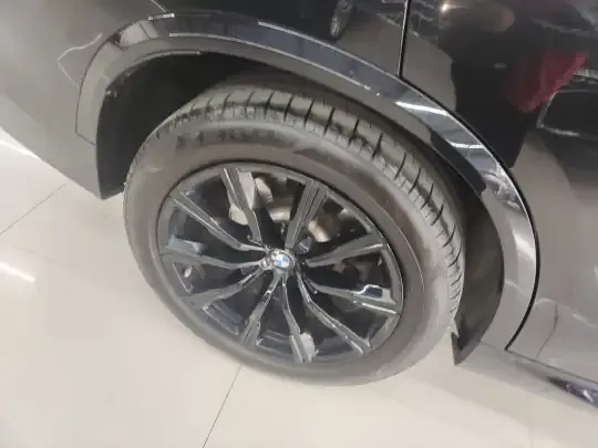 BMW X5 2021 (77100 км)