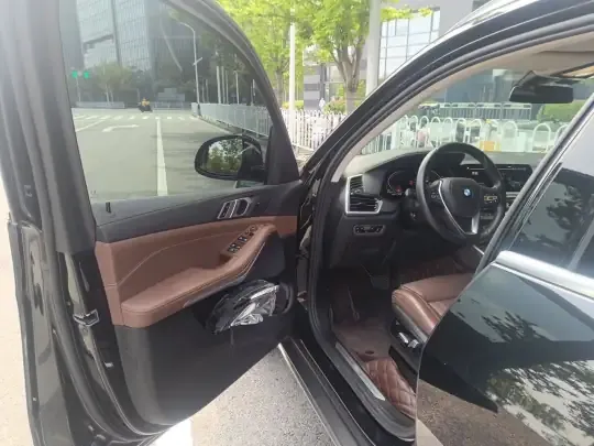 BMW X5 2021 (21200 км)