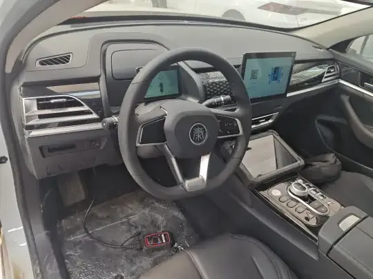 BYD Qin PLUS 2021 (100 км)