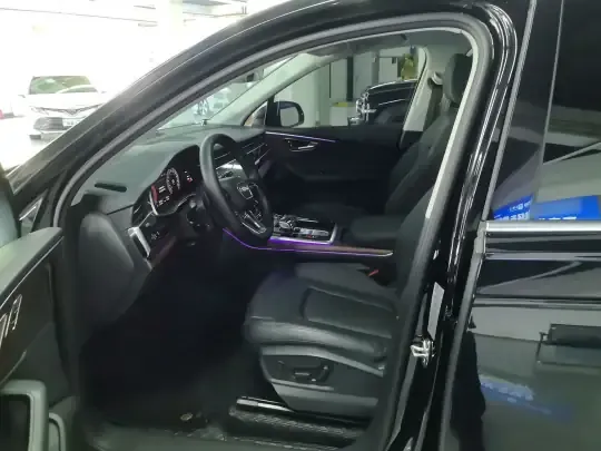 Audi Q7 2022 (80300 км)