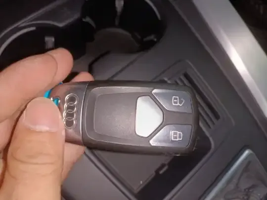 Audi A4L 2022 (48300 км)