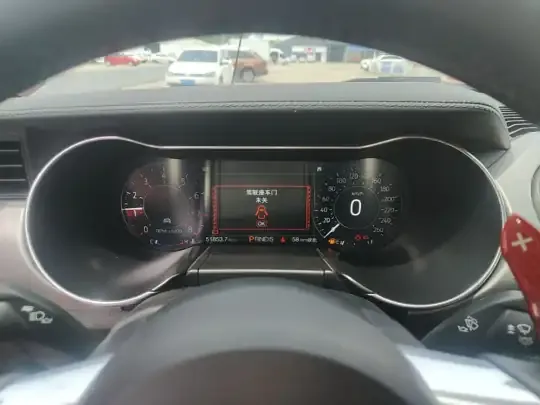 Ford Mustang 2021 (51800 км)
