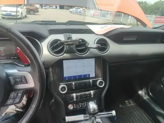 Ford Mustang 2021 (51800 км)